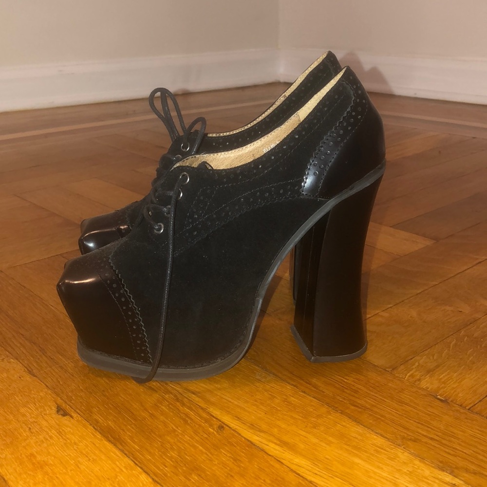 Jeffrey Campbell. Size 6